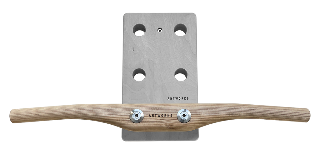 Ant Enna - Klimmzugstange aus massivem Eschenholz